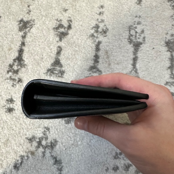 Louis Vuitton Long Wallet - Picture 4 of 7